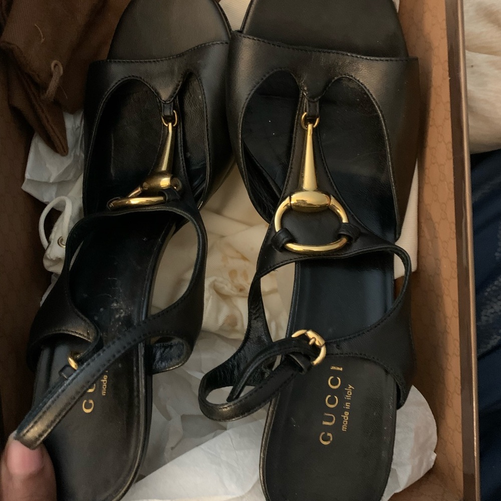 Gucci sandals-Vintage black and gold